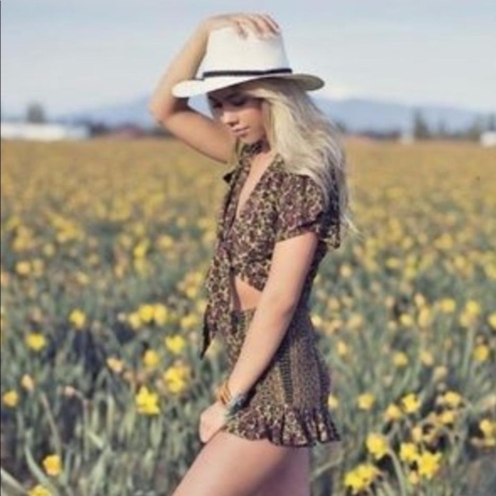 Free People Surf Date Floral Romper size 0